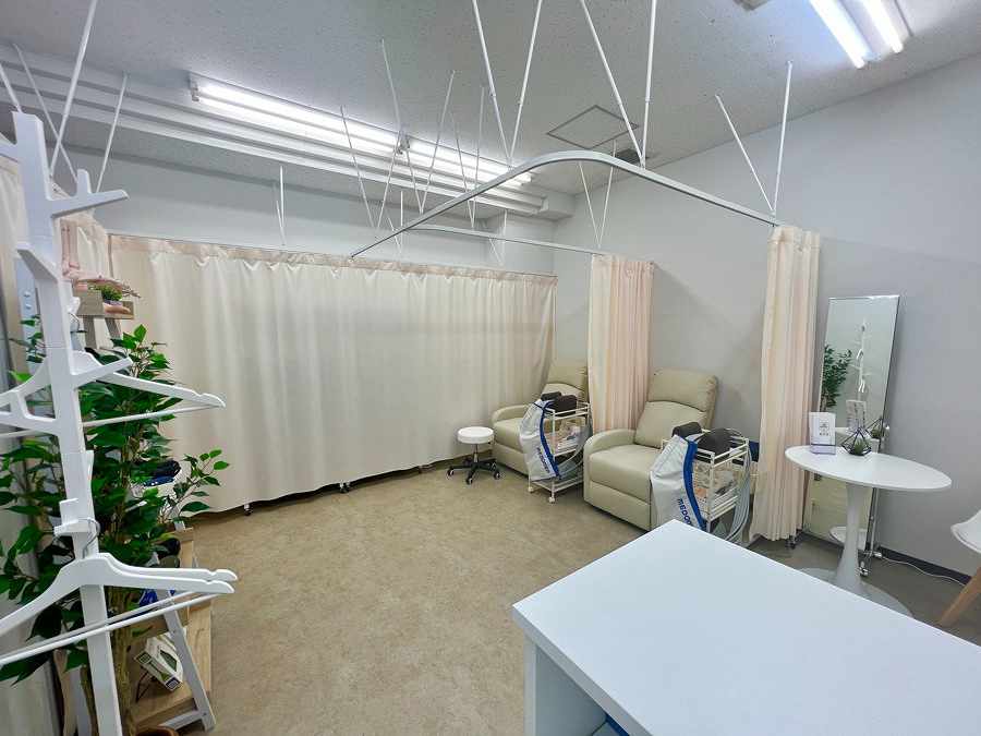 整足院 横浜あざみ野店の正社員 整体師 リラクサロン・整体院の求人情報イメージ1