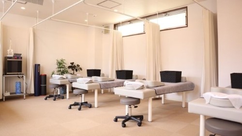 とらすと 姿勢改善 リノ整骨・整体院の正社員 柔道整復師 接骨院・整骨院 鍼灸整骨院 リラクサロン・整体院求人イメージ