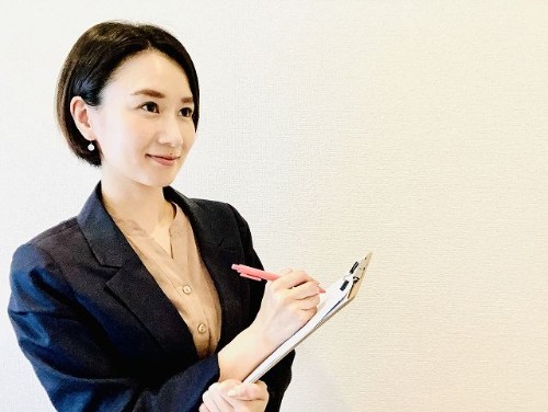 正社員 事務員 介護施設求人イメージ