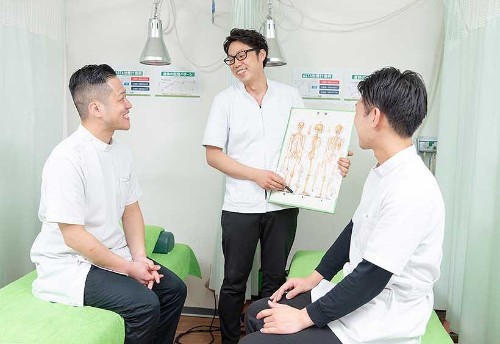 朝宏 あさひろはりきゅう整骨院 浦安院の正社員 あん摩マッサージ指圧師 接骨院・整骨院 鍼灸整骨院求人イメージ