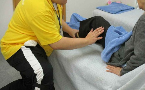 正社員 機能訓練指導員 介護施設求人イメージ