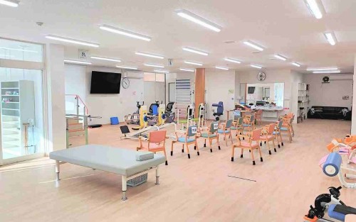 テトス ふじトレーニングの正社員 機能訓練指導員 介護施設・デイサービス求人イメージ