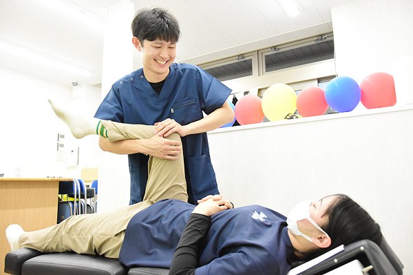 中部メディカルの正社員 あん摩マッサージ指圧師 接骨院・整骨院 鍼灸整骨院の求人情報イメージ2