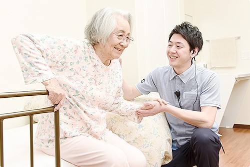 正社員 施設管理者 介護施設求人イメージ